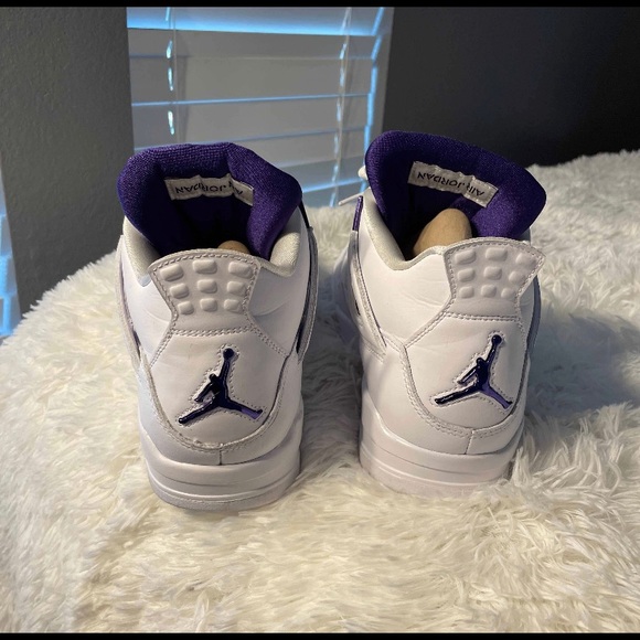 Jordan 4 metallic purple - Picture 3 of 4